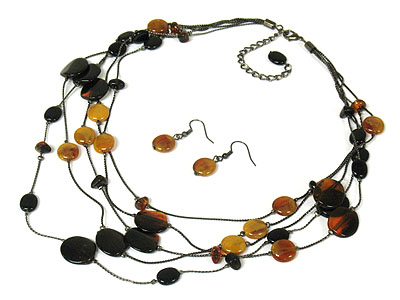 Multi glass disk and chain necklace set