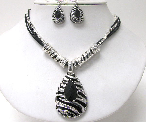 Crystal and animal print deco tear drop pendant and multi cord chain necklace earring set