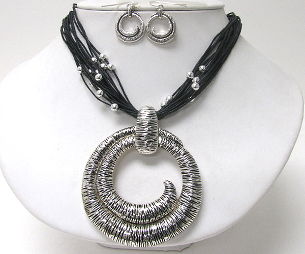 Textured large metal swirl hoop pendant nacklace earring set - hoops