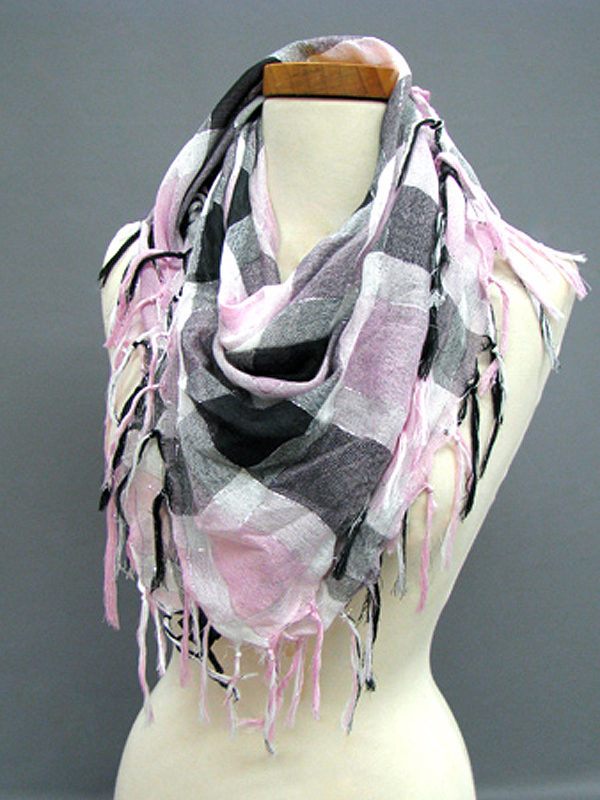 Three color tone check pattern fringe scarf