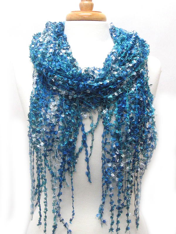 Hand knitting braided yarn necklace scarf