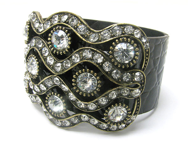 Crystal stud metal deco leather wrist band