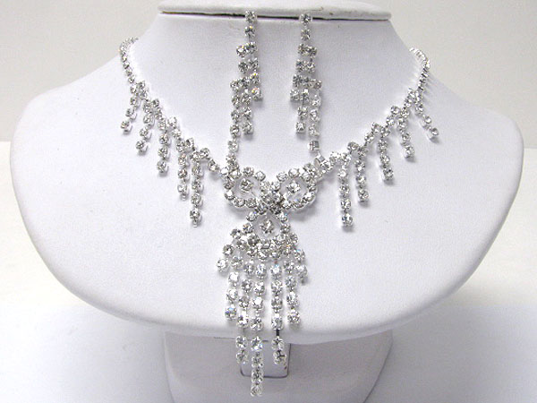 Rhinestone party necklace