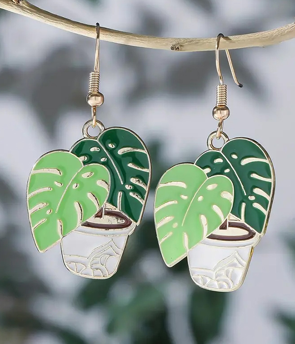 Pot and plant earring