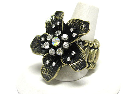 Crystal stud metal flower stretch ring