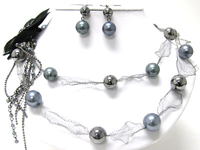 Pearl beads and mesh scarf thread necklace set