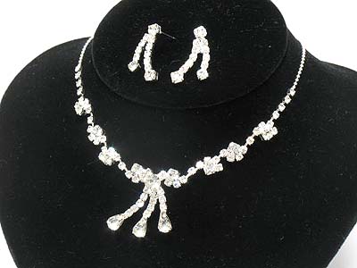 Boutique style rhinestone necklace and earring set 