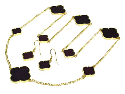 Four leaved clover long necklace set