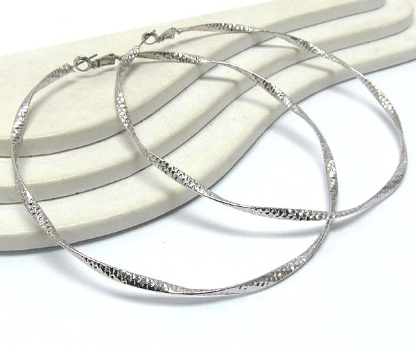 Tri metal hoop earring - hoops