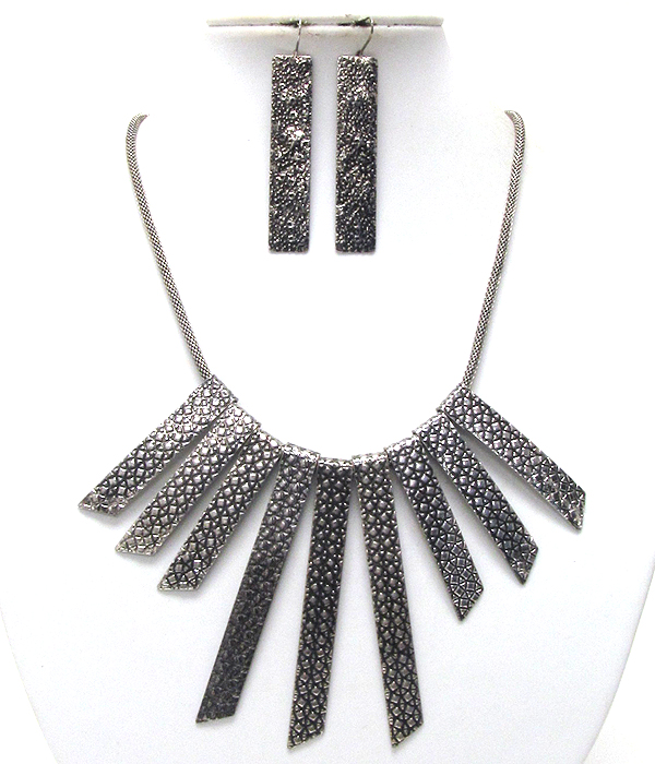 Metal textured bar link snake chain necklace earring set